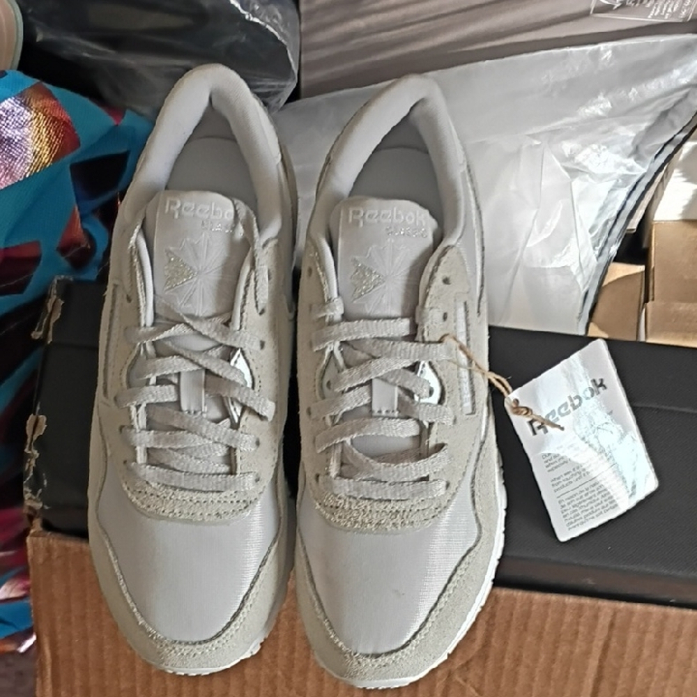 Reebok Women's Beige Sneakers